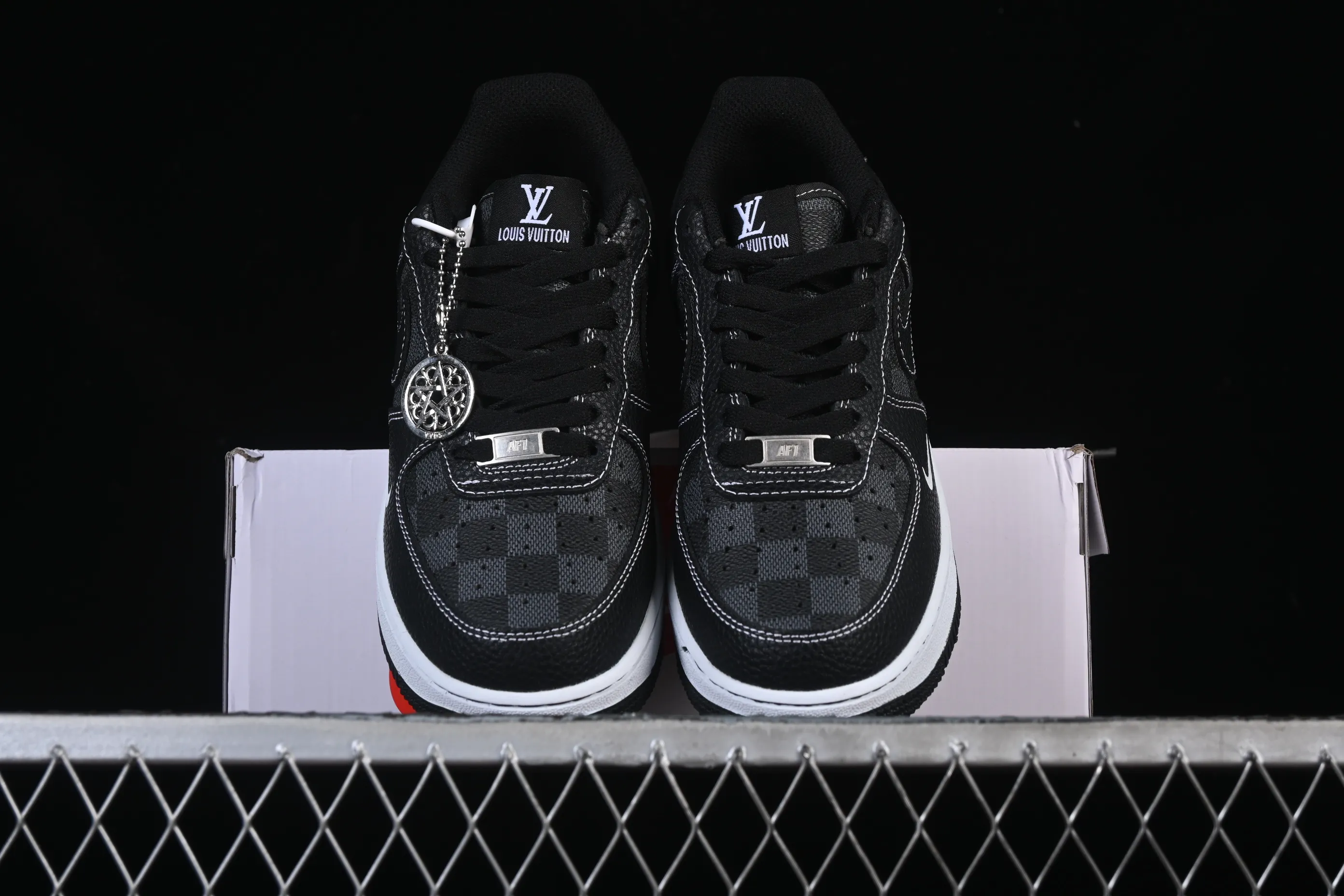 All categories Nk Air Force 1 Air Force series Nk Air Force 1 Low Air Force low-top Nike Air Force 1'07 Low LV joint checkered black pebbles Air Force 1 low-top casual sneakers CZ3986-001